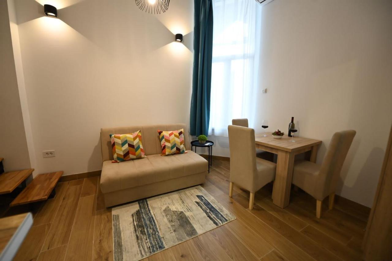 Bel Galleries Sajmiste 部屋 写真
